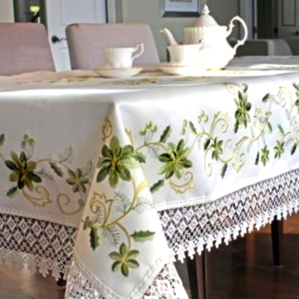 NEW Tablecloth EMERALD FLORAL LACE